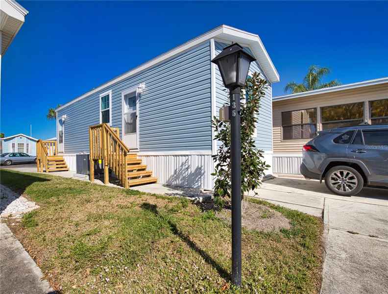 1674 UNIVERSITY PKWY #59
