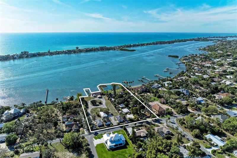 1645 & 1649 BAYSHORE RD