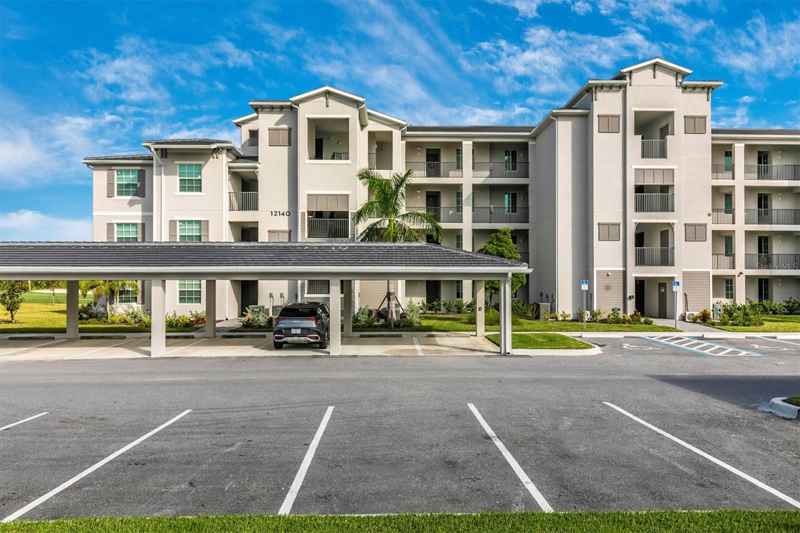 12140 WELLEN GOLF ST #303