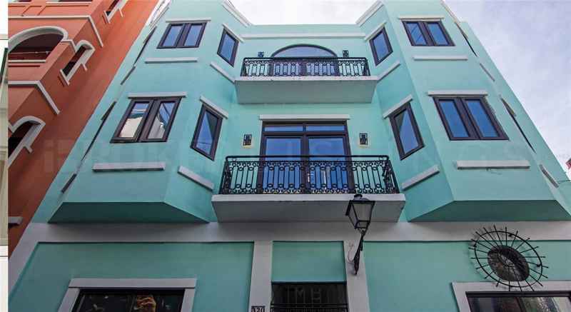319 RECINTO SUR ST #4