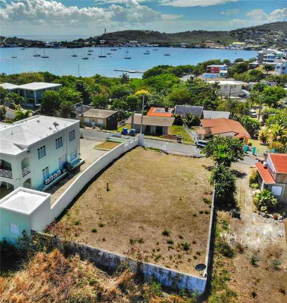 #2 LA ROMANA