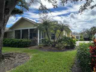 1178 GREEN OAK TRL