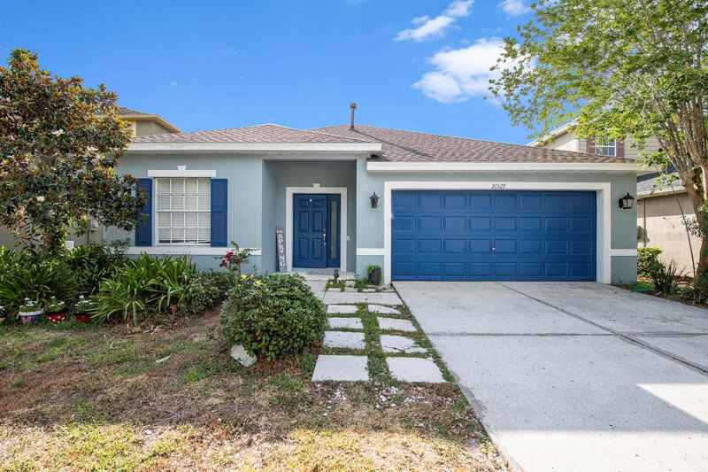 20327 MERRY OAK AVE